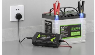 ŁADOWARKA AKUMULATORÓW LIFEPO4 ROYPOW C146 14,4V 10A