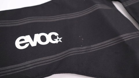 OSŁONA ŁAŃCUCHA ROWEROWEGO CZARNA 20x65CM EVOC CHAIN COVER ROAD