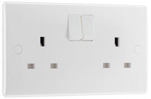 PODWÓJNE GNIAZDO ELEKTRYCZNE Z WŁĄCZNIKIEM BG NEXUS 13A